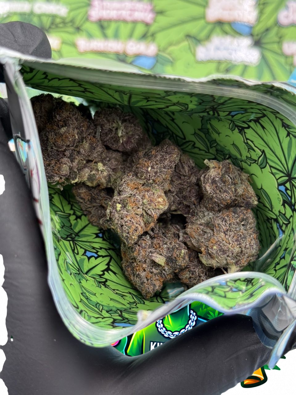 PILLOWZ CANNABIS FLOWER SUMMER EDITION Slide 1